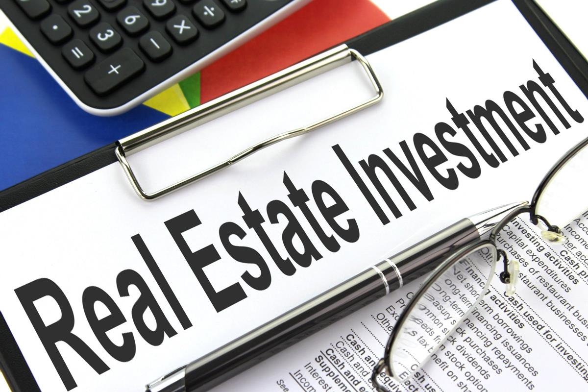 Real Estate Investment Clipboard image